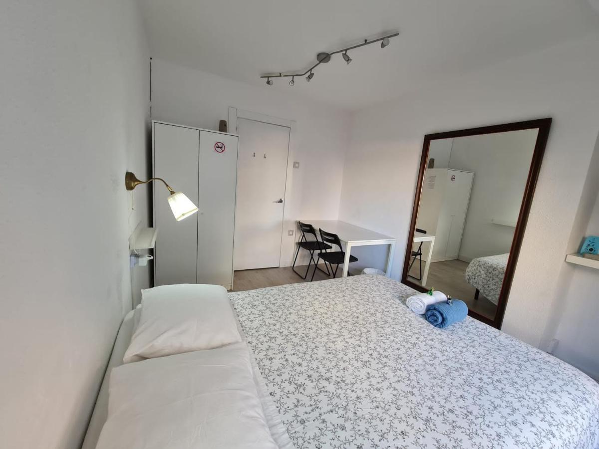 Alojamiento Can Buxeres L’Hospitalet de Llobregat Zewnętrze zdjęcie
